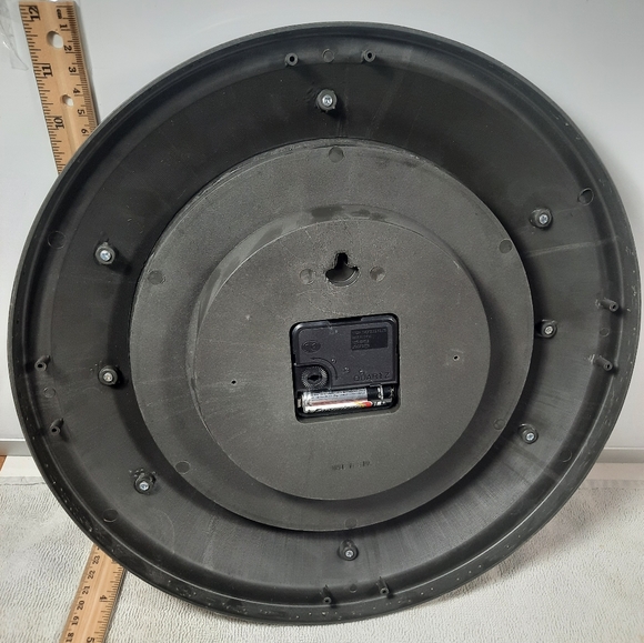 Vintage Wall Hanging Titosh Timepiece - Picture 2 of 9